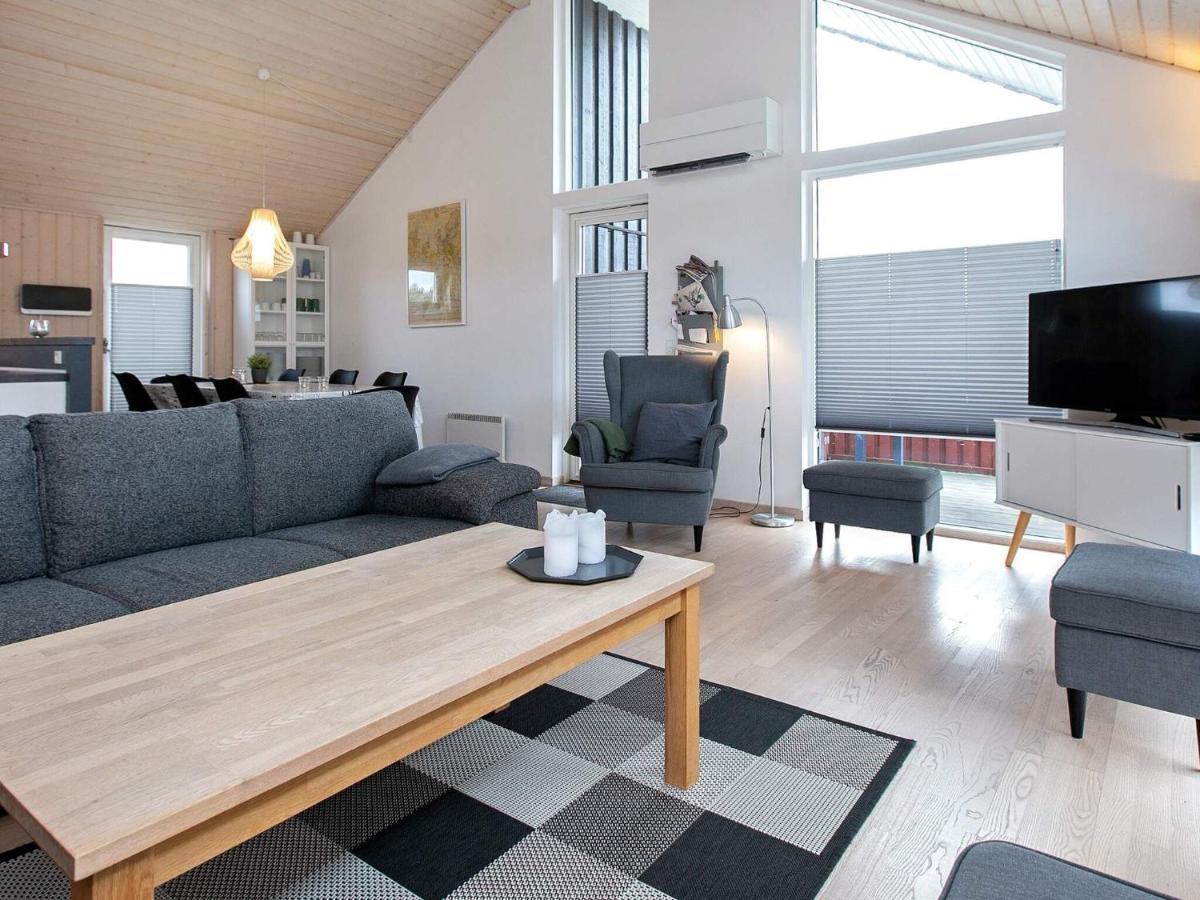 6 Person Holiday Home In V Ggerl Se Bøtø By Buitenkant foto